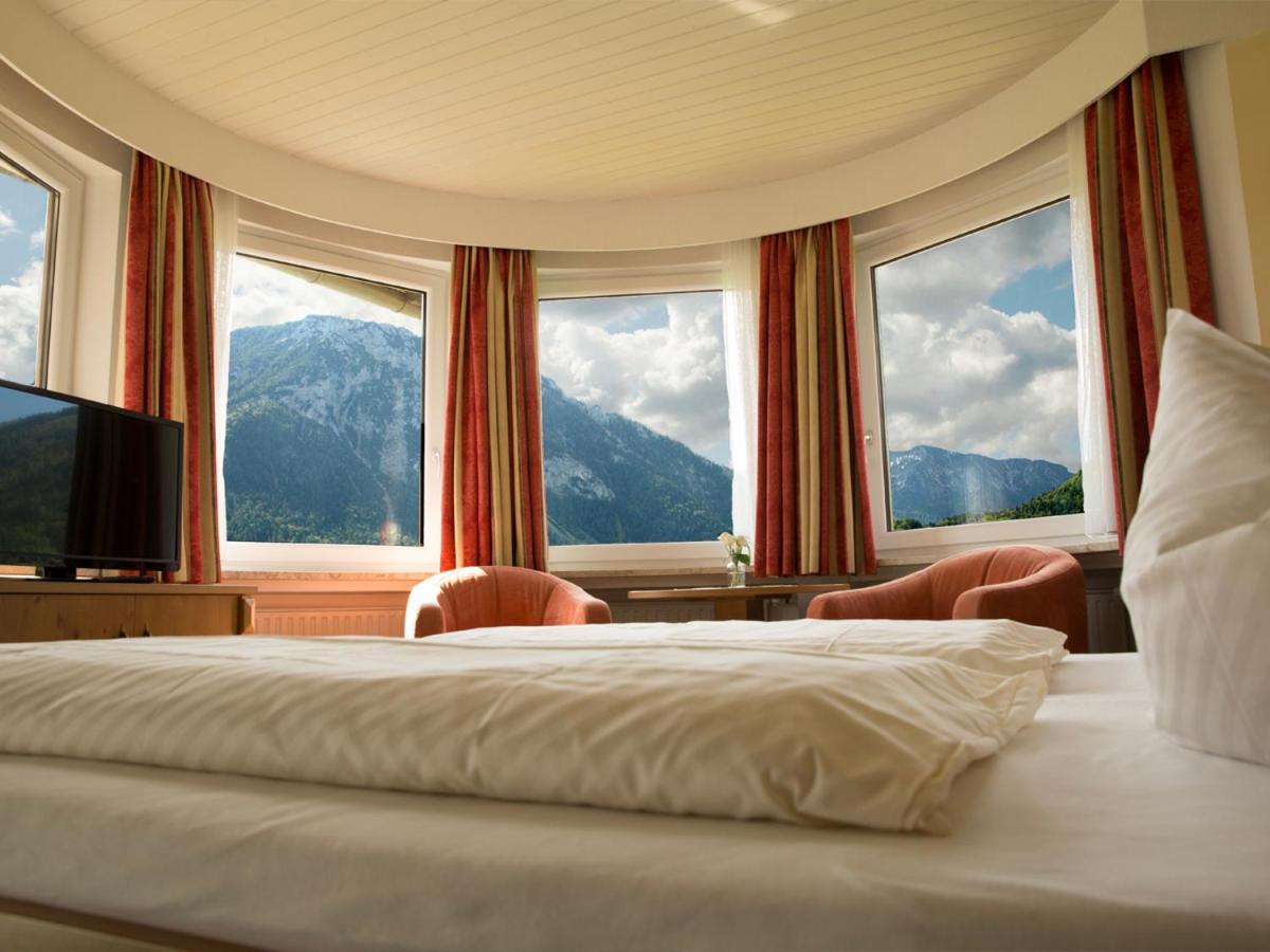 Haus Jaeger Ferienwohnungen Mit Indoor-Pool Inkl. Chiemgaukarte Ruhpolding Exterior photo